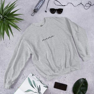 Mama Script - Embroidered Unisex Sweatshirt