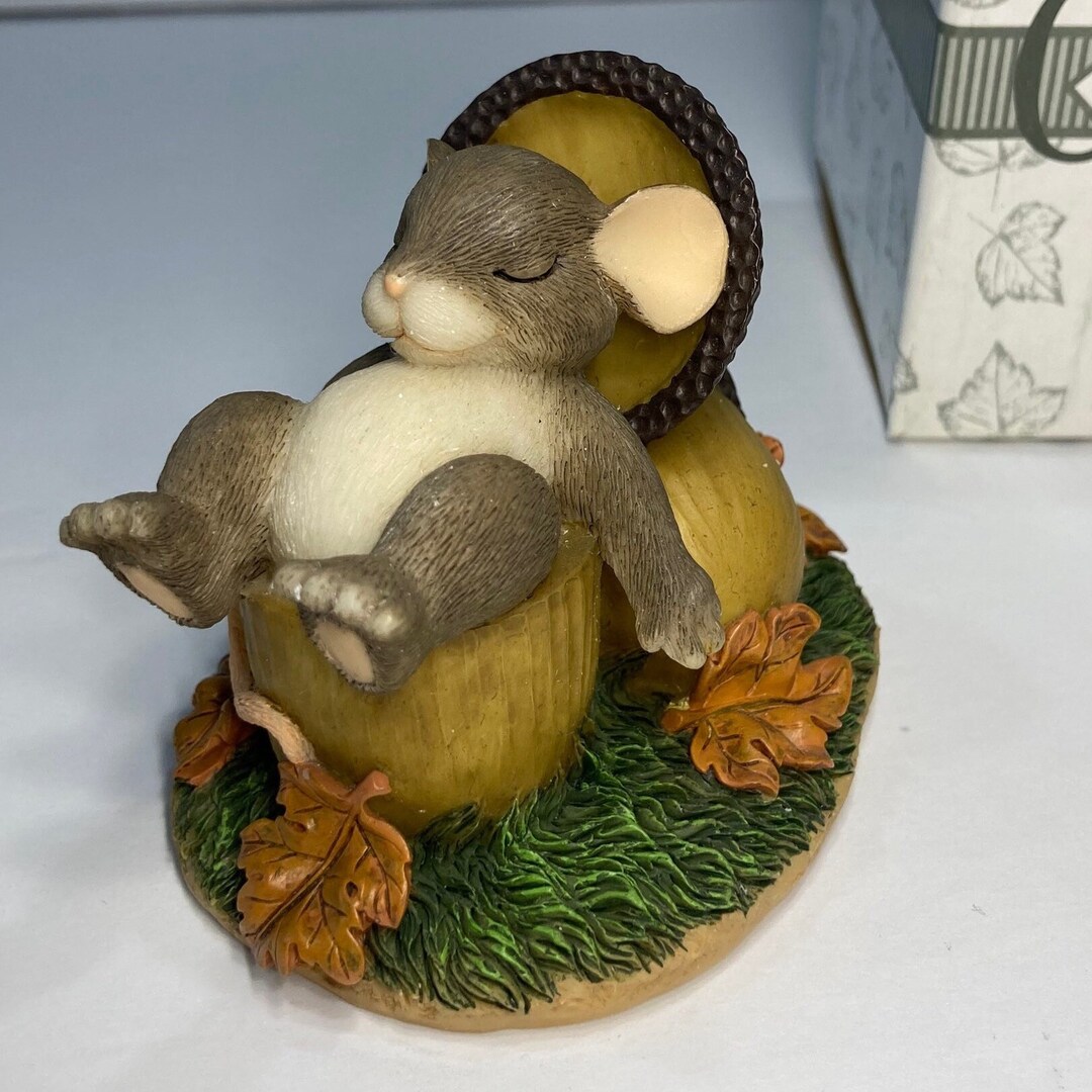 Fitz and Floyd Charming Tails Figurine Nuts About Naps 85/503 Etsy