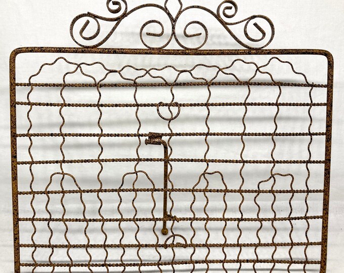 Vintage Rustic Metal Gate Picture Holder - Etsy