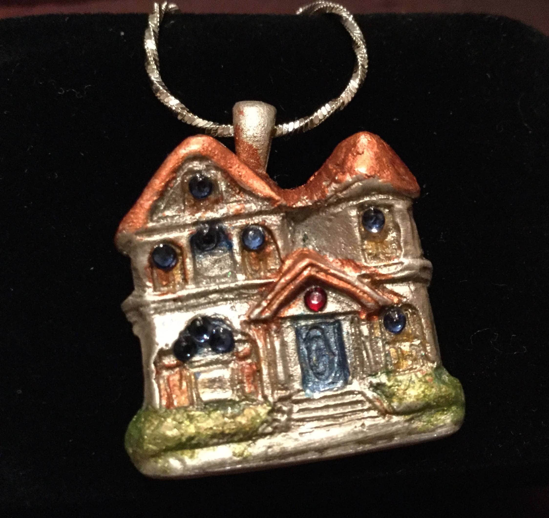 S227 Silver 999 Silver Victorian House Gift Teens Or Mom Handmade 11 Swarovski Crystals Sterling Silver Chain