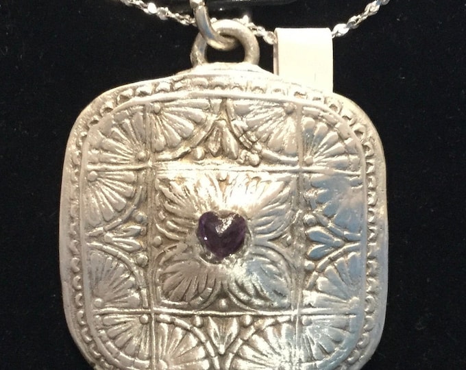 CF06 Pure silver pendant, handmade, tiny cubic zirconium heart in Center , 20 “ silver chain