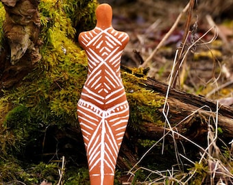 Cucuteni Venus Figurine: Neolithic Goddess Replica Sculpture