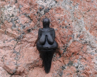 Venus Figurine Fertility Goddess  Mother Sculpture Mom Gifts