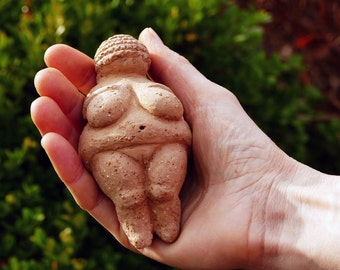 Earthy fire clay Venus of Willendorf  Christmast Gift Figurine mother earth goddess female sculpture Mom Gifts
