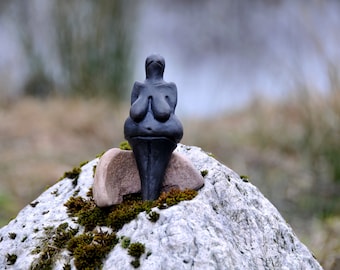 Venus Figurine Fertility Goddess  Mother Sculpture Mom Gifts
