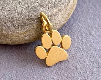 dog paw pendant