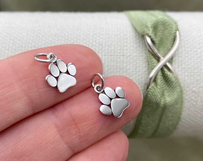 Set of 2 x Paw Charm Sterling Silver 9mm - Flat Paw Print - Dog Paw Cat Paw Animal Lover -Earrings Bracelet Necklace - Permanent Jewelry F30