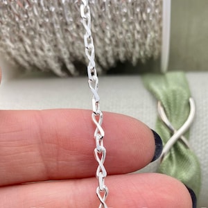 Infinity Chain Sterling Silver 2.5mm - Chain by the Foot - Diamond Cut Bold Chunky Chain - Chain for Permanent Jewelry - C2