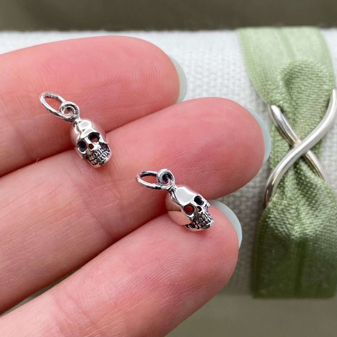 Set of 2 X 925 Sterling Silver Tiny 3D Skull Charms Halloween Skeleton