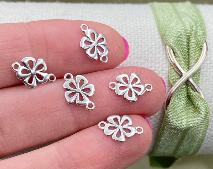 Set of 5 x Sterling Silver Tiny Flower Connectors for Permanent Jewelry - 925 Sterling Silver 12mm flower link - Wholesale Bulk Supplies F16