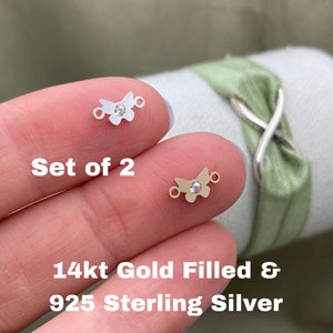 Set med 2 x Fjärilskopplingar - TINY 14kt guldfylld eller sterlingsilverfjäril för permanenta smycken - CZ Charm Permanent Jewelry L3 bild 1