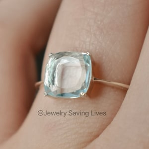 Unique natural aquamarine ring, aquamarine square ring, solitaire stacking natural aquamarine ring, march birthstone, aquamarine march, ring