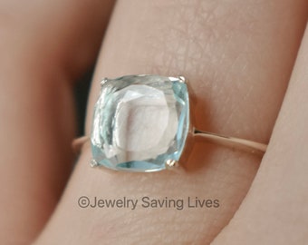 Unique natural aquamarine ring, aquamarine square ring, solitaire stacking natural aquamarine ring, march birthstone, aquamarine march, ring