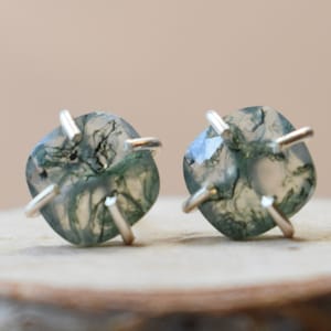 Raw moss agate earrings, square rough moss agate studs, natural moss agate studs, agate stud earrings, everyday moss agate earrings