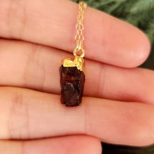 Raw garnet necklace, natural garnet nugget necklace, January birthstone necklace, unique garnet gift, real garnet jewelry, raw red garnet
