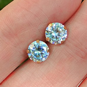 March Birthstone Earrings, Aquamarine earrings, March gemstone jewelry, March Birthday Gift, blue Aquamarine studs, brilliant cut studs