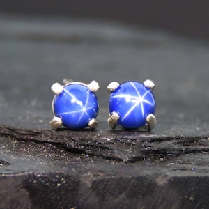 round star sapphire earrings