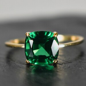 ring, brilliant cut green emerald, square stone, silver, yellow gold, rose gold