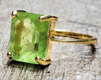 Natural raw emerald cut peridot ring, peridot ring in sterling silver, peridot engagement ring, peridot ring, august birthstone, raw peridot