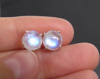 Orecchini a bottone in argento sterling con pietra di luna arcobaleno AAA, cabochon da 8 mm in oro bianco e giallo