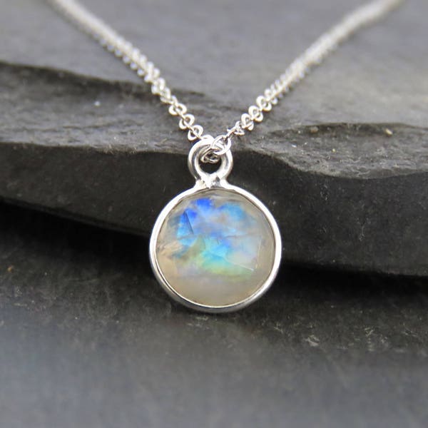 Natural rainbow moonstone necklace, genuine moonstone bright blue colors,dainty round moonstone necklace sterling silver, colorful moonstone