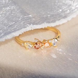 シトリンクラスターバンド、クラスターシトリンリング、ティアドロップとオーバルの本物の4ストーンシトリンリング、ユニークなシトリンリング、シトリンクラスターバンド