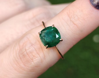 長持ちするエメラルドリング、非常に耐久性のある毎日着用できるスタッキングリング、シルバーイエローローズゴールドの天然エメラルドリング