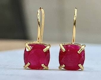 Dangle ruby earrings, minimalist dangle ruby earrings in silver, yellow gold rose gold, raw ruby dangle earrings, bright ruby earrings