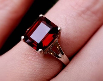 Unique Burgandy Red Garnet Ring, Deep Red Garnet Ring, Wine Red Garnet Ring, Emerald Cut Garnet Ring, Dark Red Real Garnet, Genuine Garnet