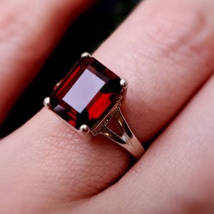 Unique Burgandy Red Garnet Ring, Deep Red Garnet Ring, Wine Red Garnet Ring, Emerald Cut Garnet Ring, Dark Red Real Garnet, Genuine Garnet