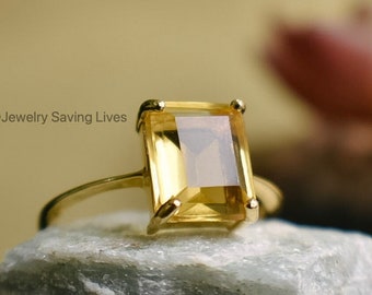 Golden Citrine ring, citrine ring in sterling silver, emerald cut citrine engagement ring, November birthstone ring, citrine birthstone ring