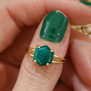Unique natural hexagon emerald ring, genuine hexagon emerald ring, raw emerald ring, handmade emerald ring, green hexagon engagement ring