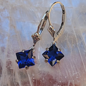 Square faceted Sapphire lever back earrings, dark blue square sapphire dangle, sapphire earrings, navy blue sapphire, square dangle sapphire