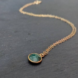 Dainty Emerald Necklace, genuine and natural green emerald gemstone necklace, small natural emerald necklace, minimalist emerald neckalce