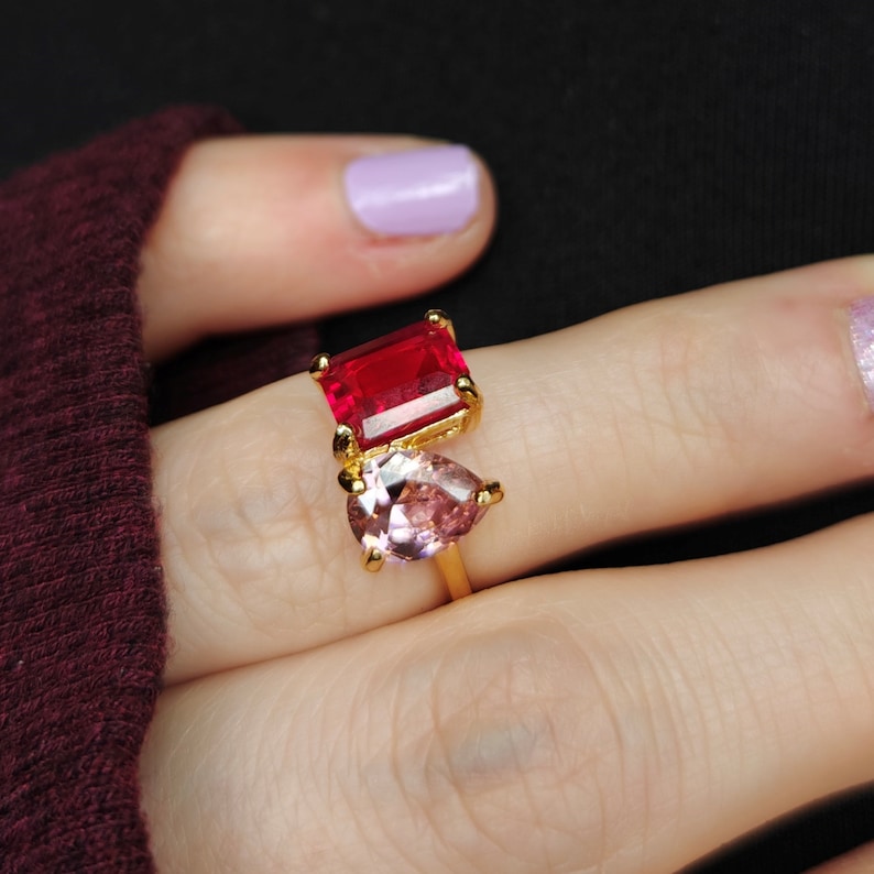 ring, aurora, toi et moi, custom, two stone, emerald cut and teardrop, genuine gemstone red garnet, purple amethyst, light blue aquamarine, clear quartz, opal, green emerald, multicolor alexandrite, rainbow topaz, pink ruby, light green peridot, blue sapphire, pink tourmaline, orange citrine, blue-purple tanzanite, sunstone, smokey quartz, onyx, moss agate, rutilated quartz, in silver yellow gold rose gold 14k solid gold