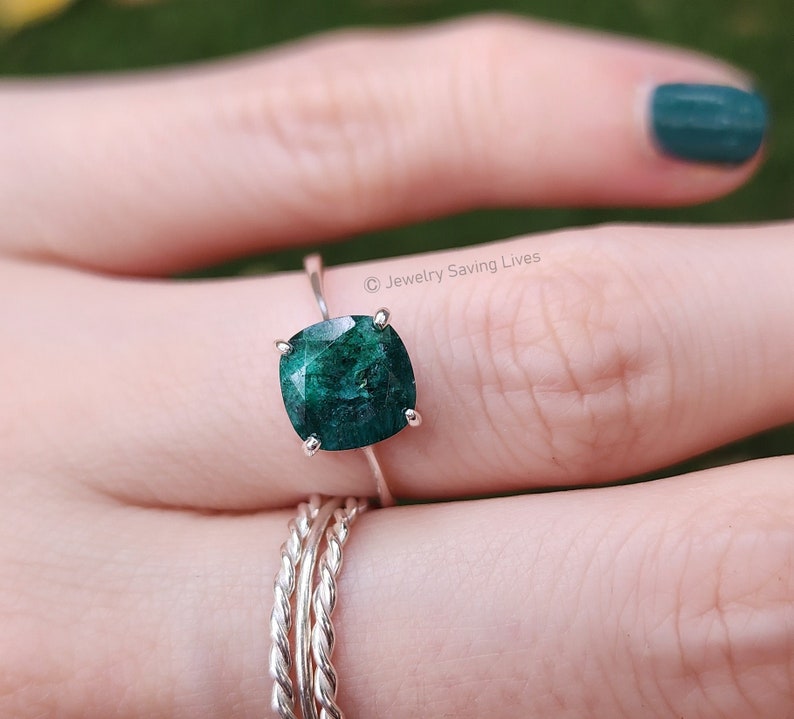 Emerald ring, raw natural emerald ring, emerald square ring for women, emerald stacking ring, unique vintage emerald ring, emerald solitaire image 4