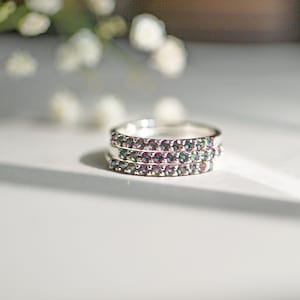 alexandrite eternity band, stacking ring, purple and green, round, silver, yellow gold, rose gold