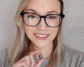 Gibeon meteoritdammflaskhalsband, meteoritdammhalsband, stjärndammhalsband, halsband från rymden, meteorithalsband