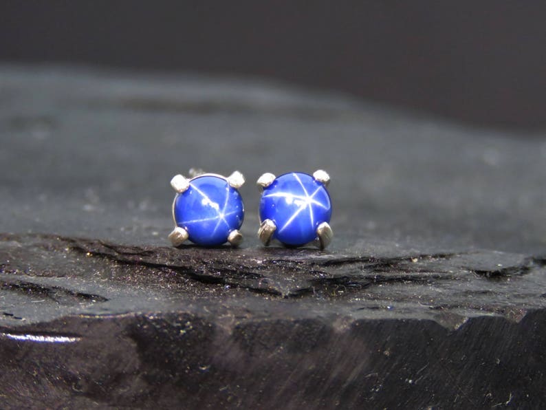 round star sapphire earrings