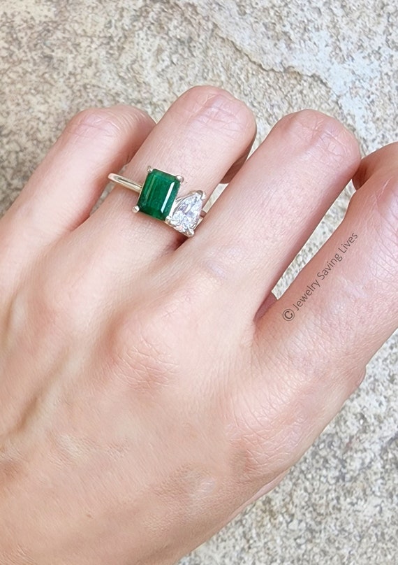 Toi Et Moi Megan Fox Engagement Ring/machinegun Kelly Gift to Megan/pear  Moissanite Engagement Ring/ Toi Et Moi Ring/ Wedding Ring for Her - Etsy