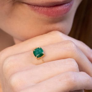Emerald ring meant to last, stacking ring for daily wear that is extremely durable, natural emerald ring in silver yellow rose gold