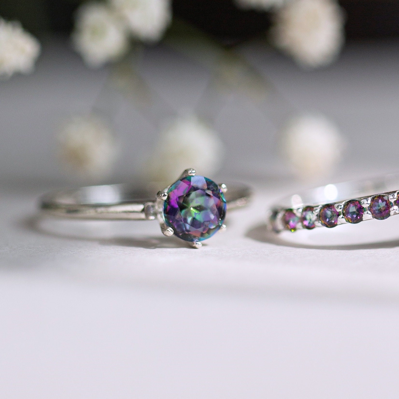 Alexandrite Ring, Vintage Alexandrite ring, Oval Brilliant Alexandrite Ring, Round green to purple color changing alexandrite ring