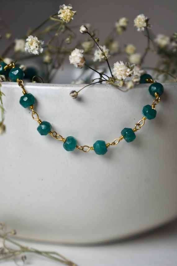 Emerald beads 2024 necklace online