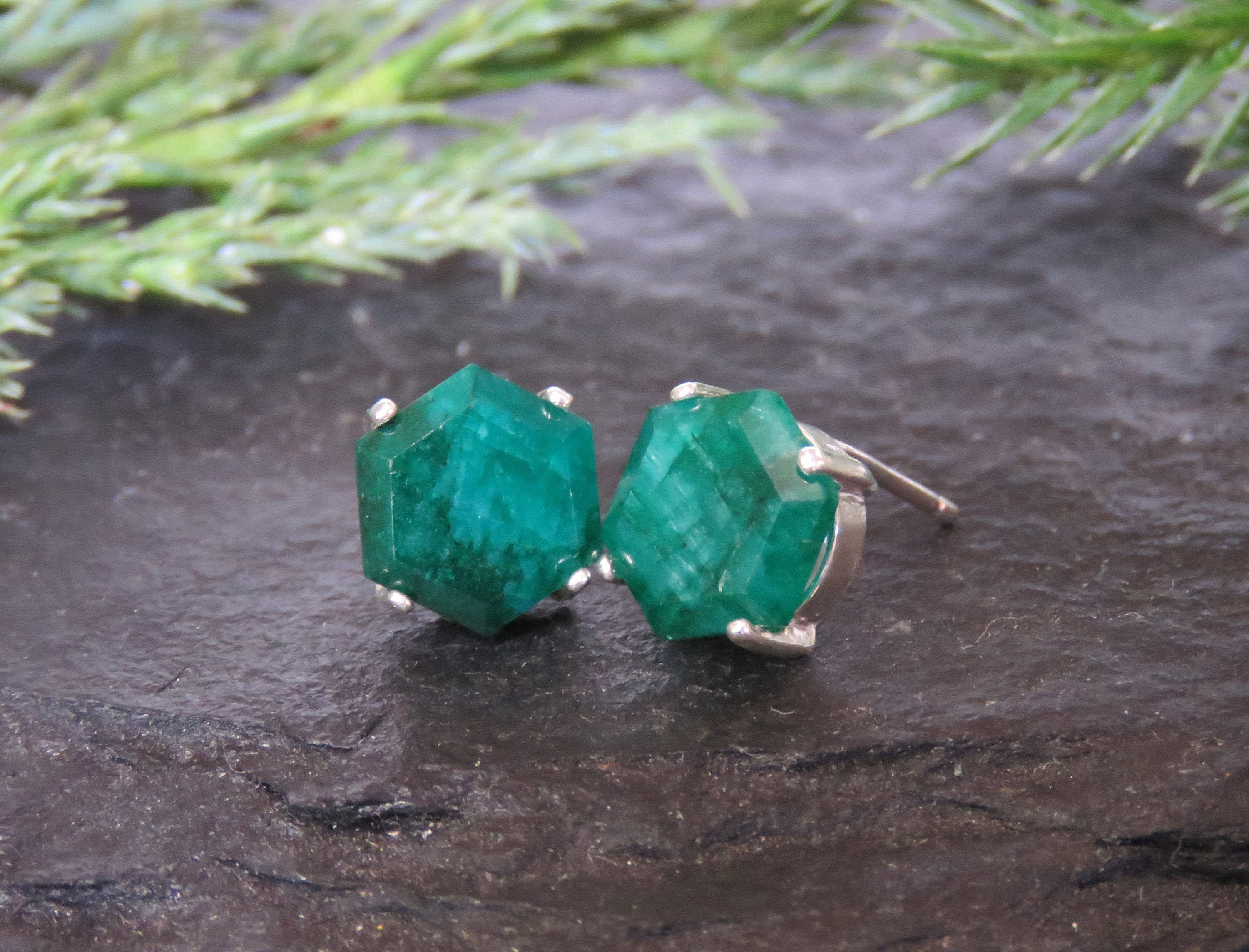 Natural Dark Green Emerald Hexagon Earrings 8mm Hexagondeep | Etsy