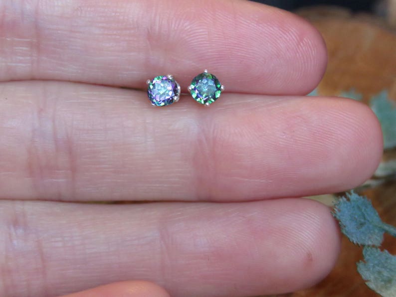 alexandrite stud earrings