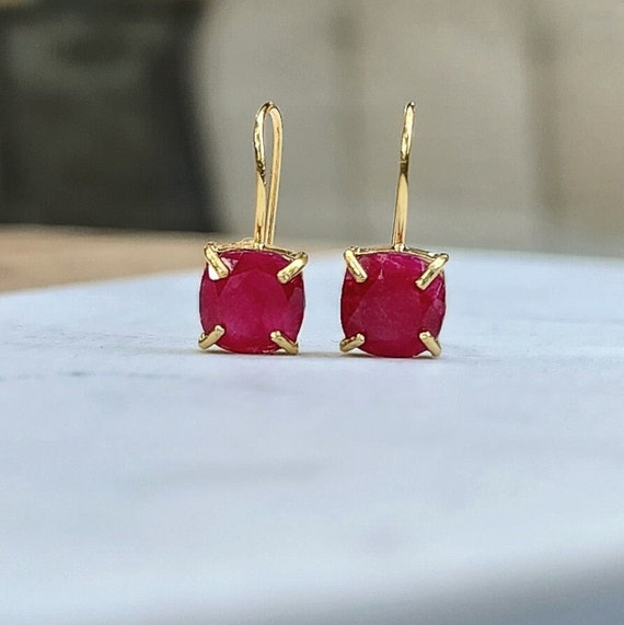 Dangling ruby earrings sale