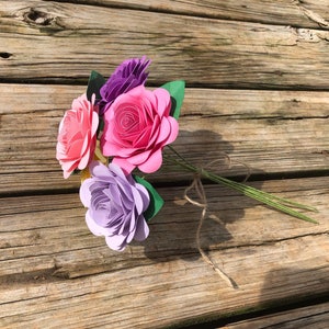 Bouquet cadeau fleurs en papier décoration de chambre d'enfant bouquet de fleurs en papier rosaces multiples image 7