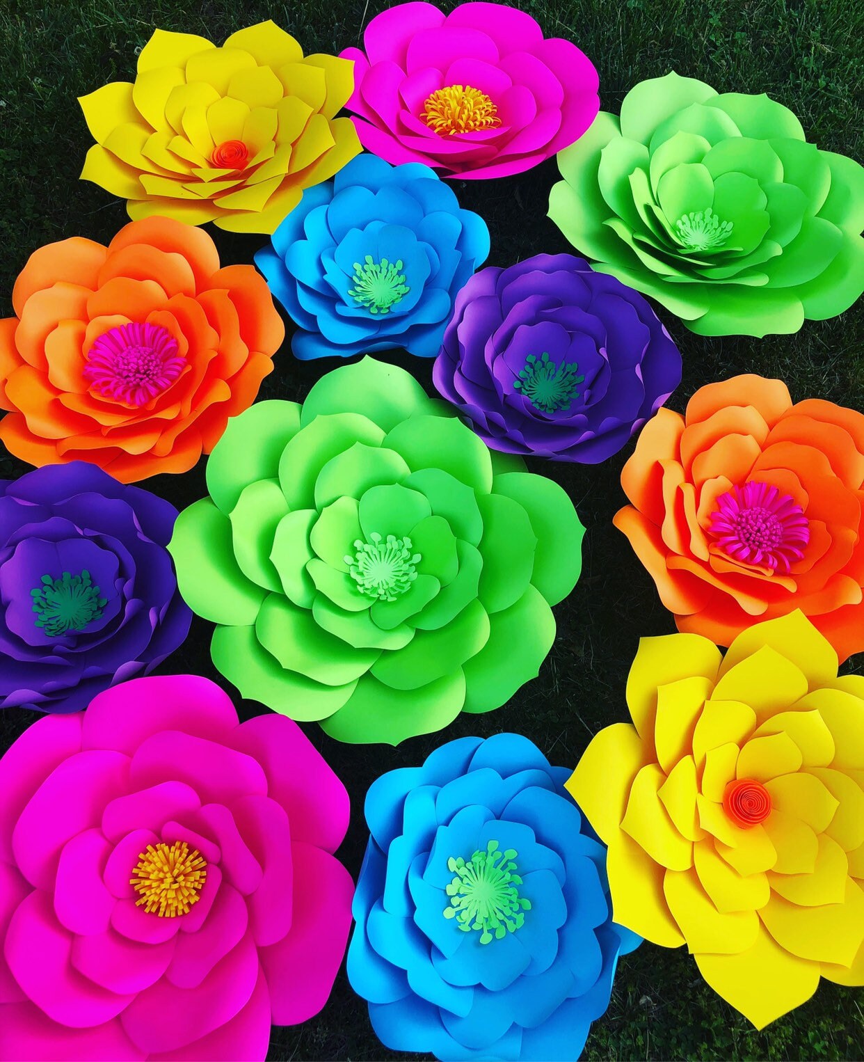 Set of 12 assorted extra large paper flowers for backdrops Etsy