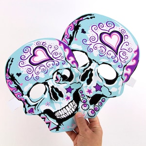 Día de Muertos, Día de Muertos, calaveras de azúcar con diseño de corazón Actividad para adultos y niños, Máscaras para hacer imagen 1