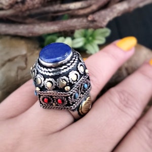 Kuchi carnelian ring,Brown ring,Afghan jewelry,Tribal ring,Lapis ring,Afghan jewelry,Vintage ring,Dome ring,Statement ring,Silver tone ring